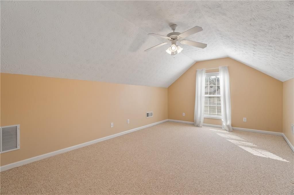 Building Photo - 1943 Jameson Cir NE