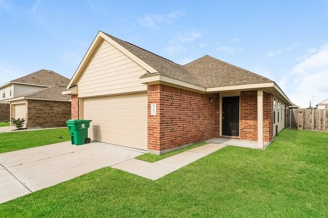 Building Photo - 8702 J C Oaks Cir