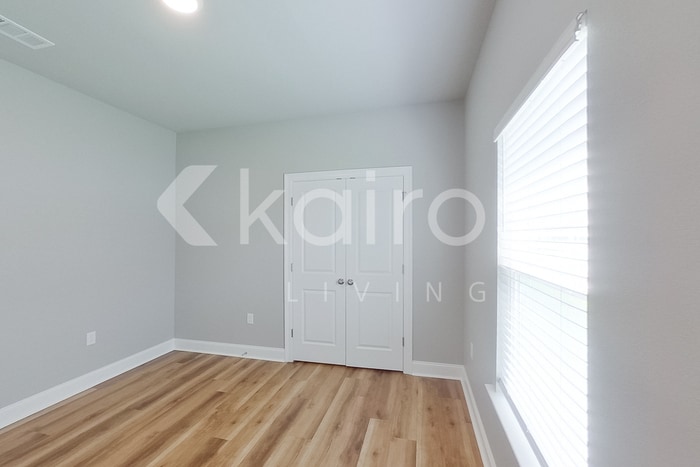 Building Photo - 13730 Willowmore Dr