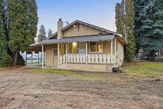 Building Photo - 688 W Kolby Ct