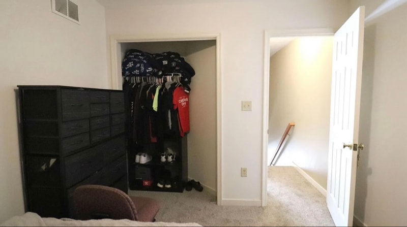 Building Photo - 641 Chickadee Dr