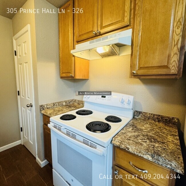 Building Photo - 305 Prince Hall Ln