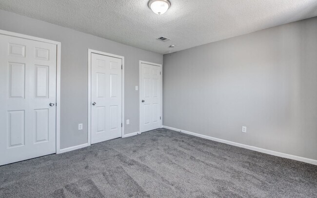 Building Photo - Beautiful Home For Rent!