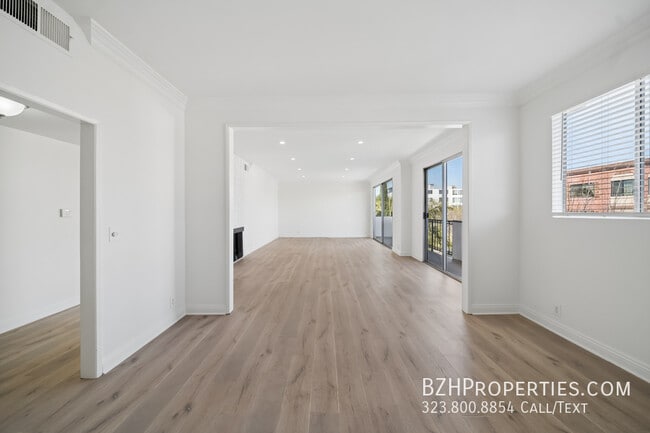 Building Photo - 333 S Elm Dr