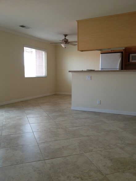 Building Photo - 101 S Spruce St