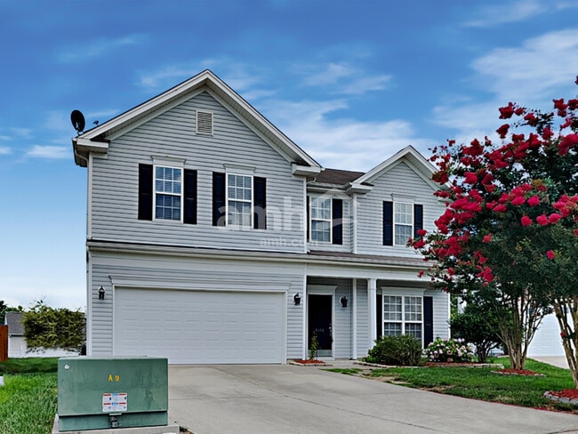 Building Photo - 6352 Hedgewood Ln