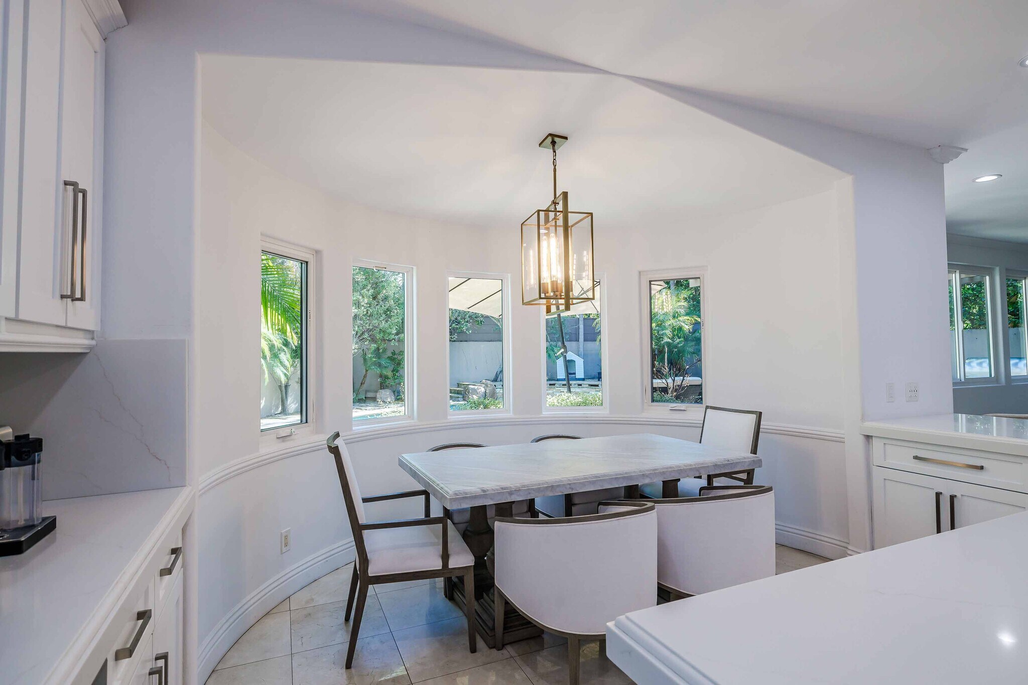 Building Photo - 1554 Mathews Ave