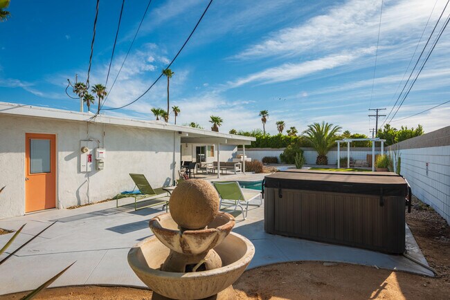 Building Photo - 2305 E Bellamy Rd