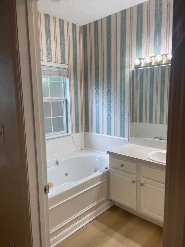 Building Photo - 5059 Mint Hill Ct