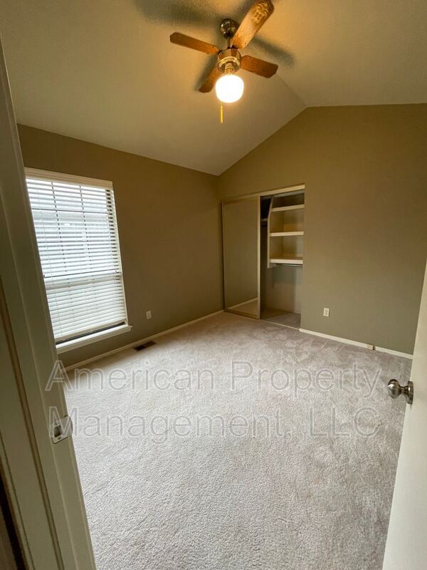 Building Photo - 8841 S Canton Pl