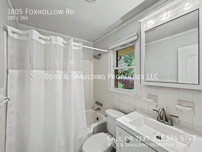 Building Photo - 3805 Foxhollow Rd-