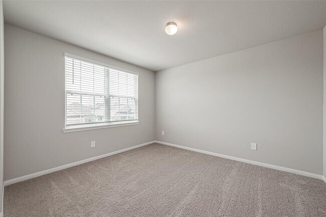 Building Photo - 5619 Brooklyn Rose Dr