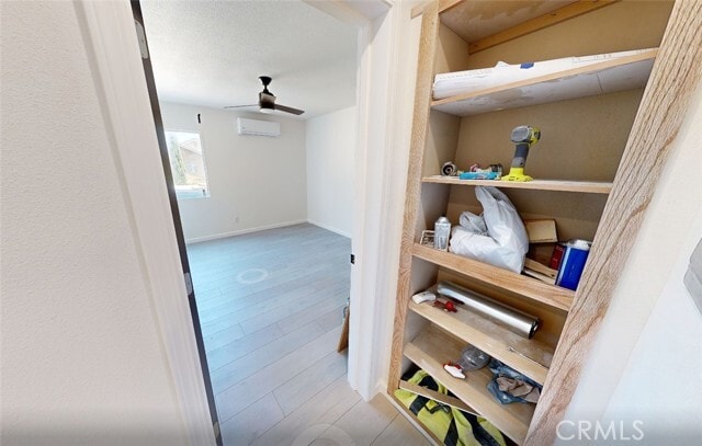 Building Photo - 5637 Redwood Ave