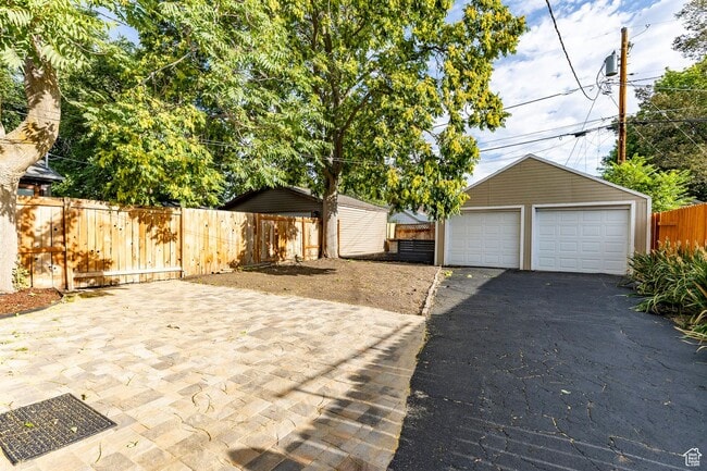 Building Photo - Liberty Wells House! Classic Bungalow - with modern finishes! TWO Car Garage!