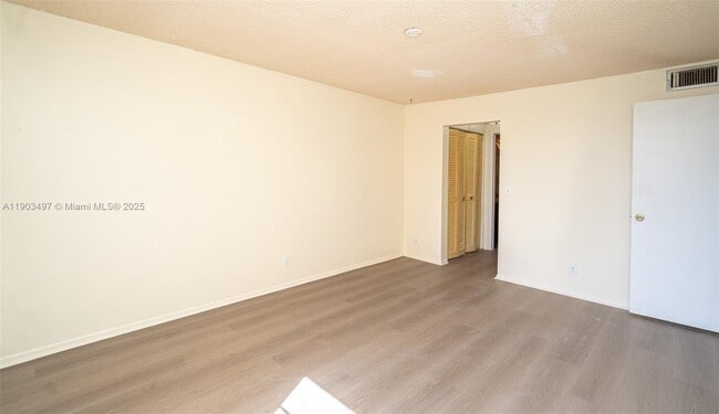 Building Photo - 1891 SW 81st Ave