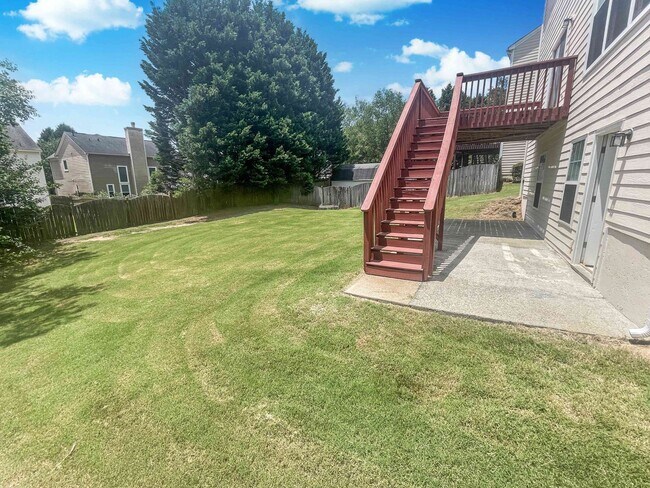 Building Photo - Alpharetta - 3BR - Finished Basement!