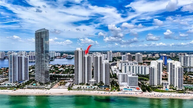 Building Photo - 19111 Collins Ave