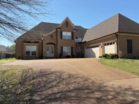 Building Photo - 4591 Peppercorn Dr