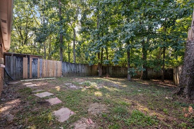 Building Photo - 4432-4434 Central Valley Dr
