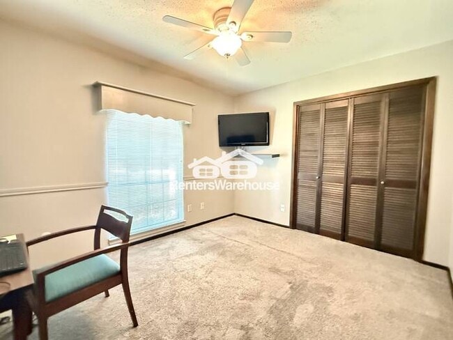 Building Photo - Spacious Corner-Lot Home with Cozy Charm a...