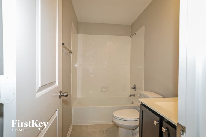 Building Photo - 16315 Westley Ridge Dr