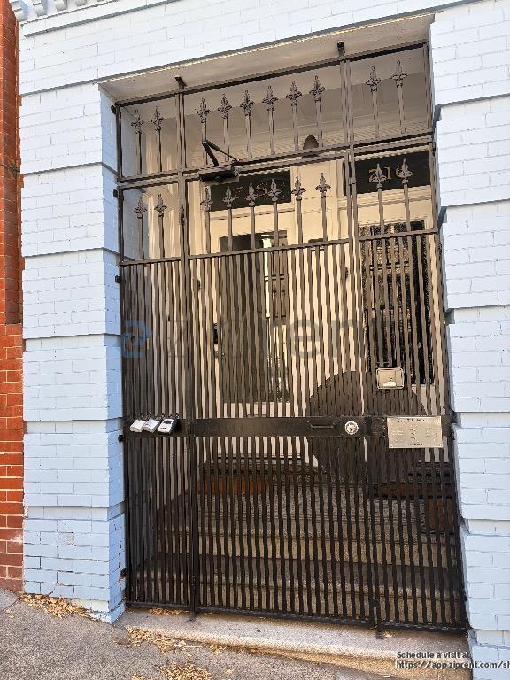 Building Photo - 718 Mason St