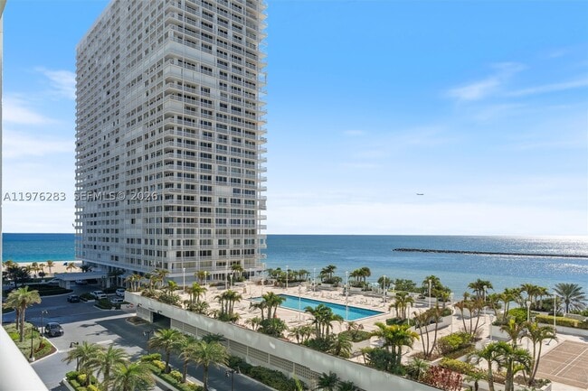 Building Photo - 2100 S Ocean Dr