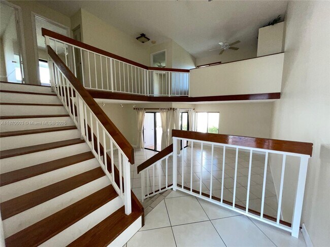 Building Photo - 16476 SW 76th St