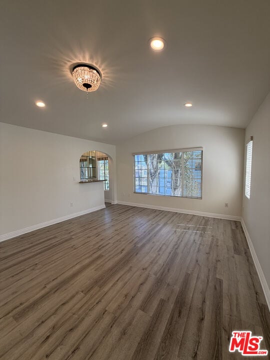 Building Photo - 153 N Hamilton Dr