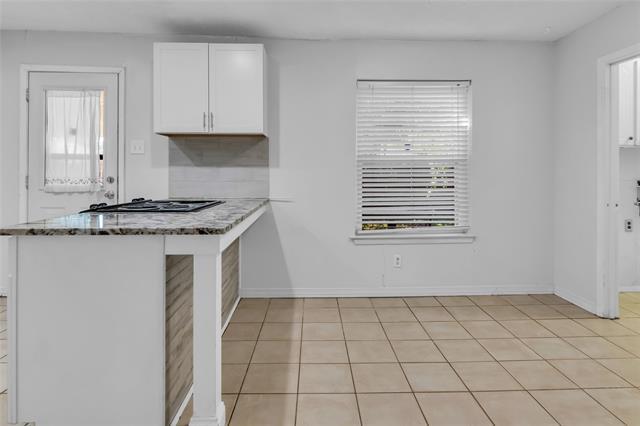 Building Photo - 805 Irwin Dr