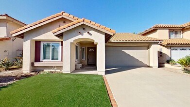 Building Photo - 11 Via Bellorita: Charming 2 Bed 2 Bath Ho...