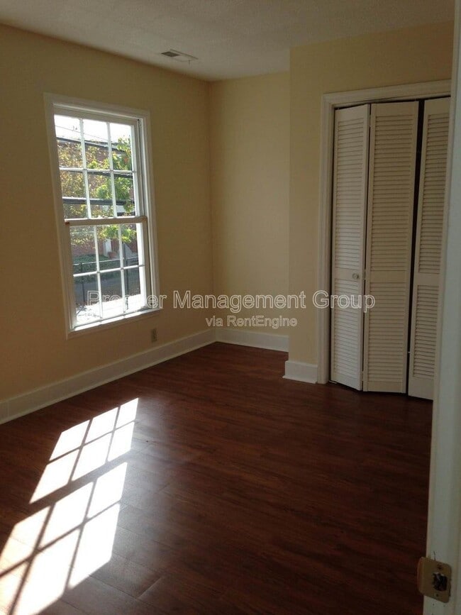 Building Photo - 64.5 Columbus St