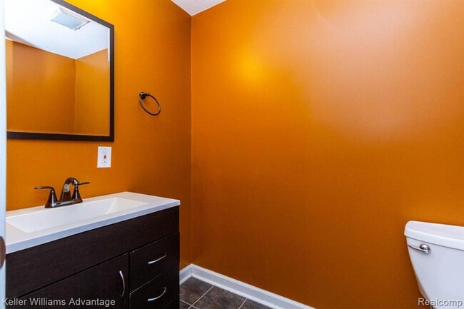 Building Photo - 24975 Bloomfield Ct