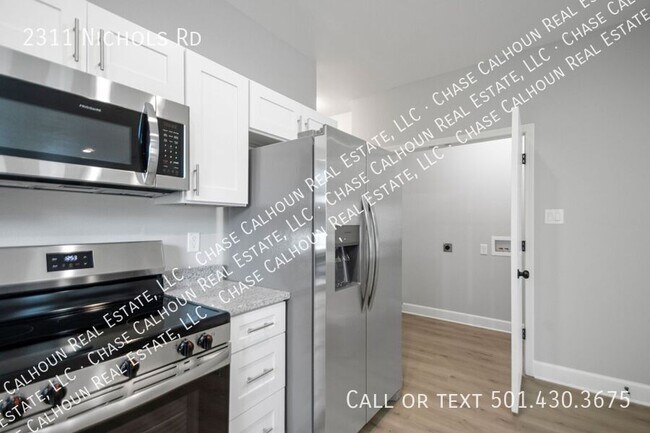 Building Photo - 2311 Nichols Rd