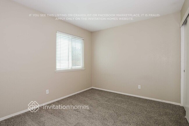Building Photo - 3020 Twin Creeks Ln