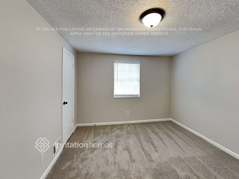 Building Photo - 5861 Nest Ct