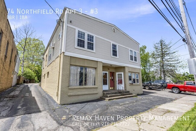 Building Photo - 74 Northfield Rd