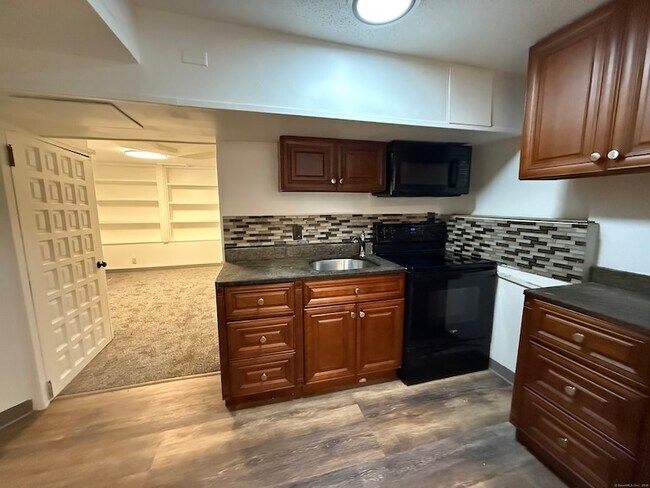 Building Photo - 1 Stetson St