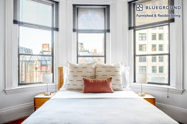 Building Photo - 271 Dartmouth St