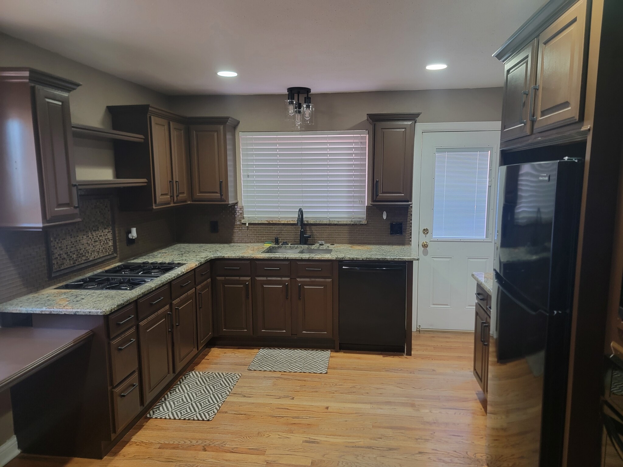 Building Photo - 3701 N Drexel Blvd