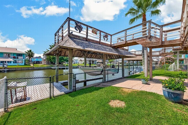 Building Photo - 674 Warsaw Dr