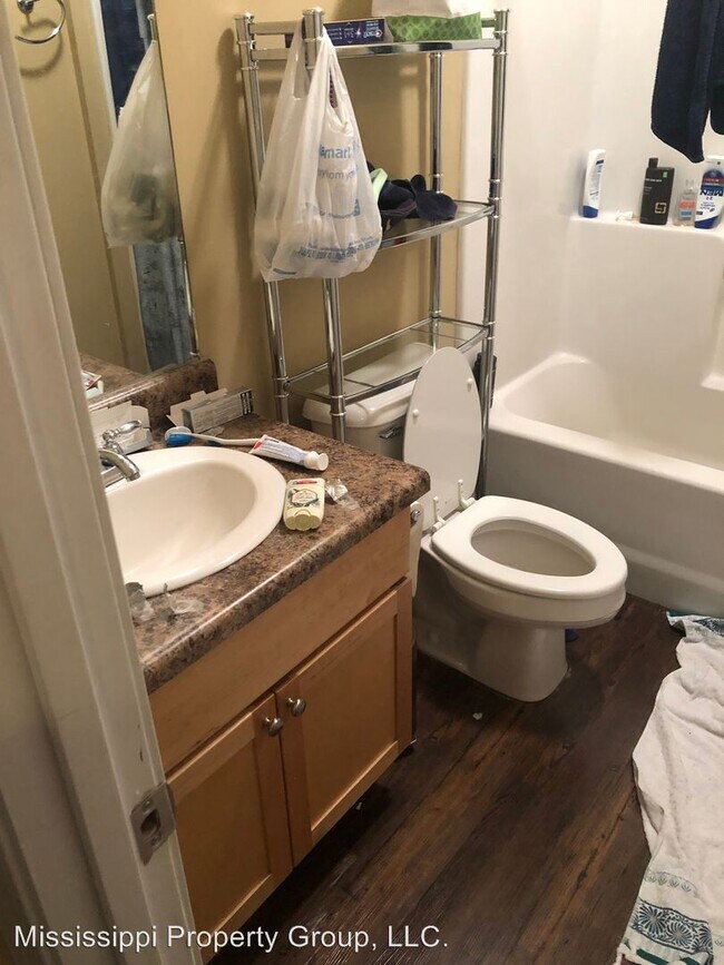 Building Photo - 3 br, 3 bath House - 54 Thacker Heights Drive
