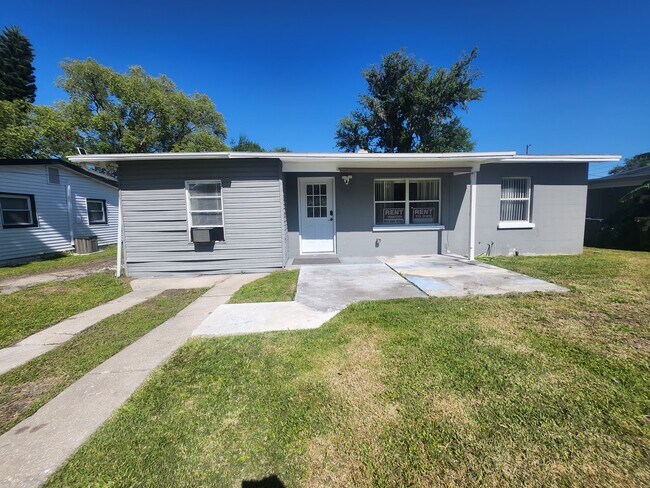 Please read all of the rental requirements - 1015 Woodland Ave