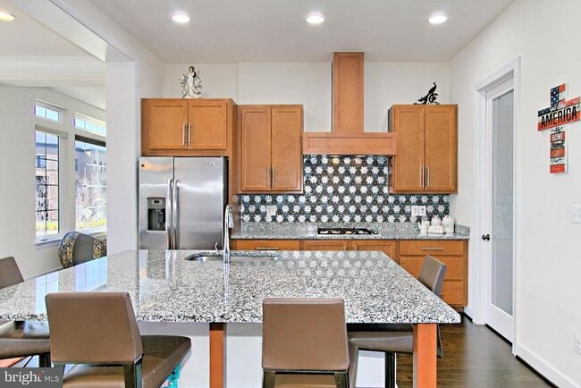 Building Photo - 23109 Cottonwillow Sq
