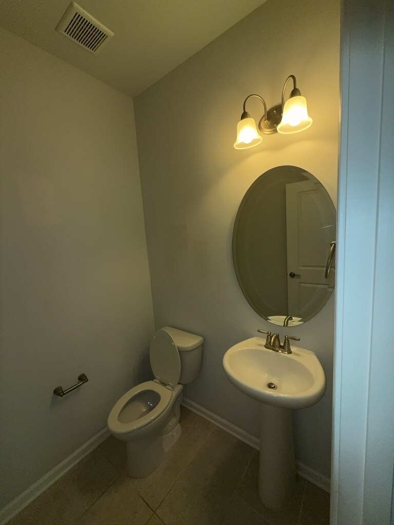 1/2 bathroom 3 - 3071 Conservancy Ln