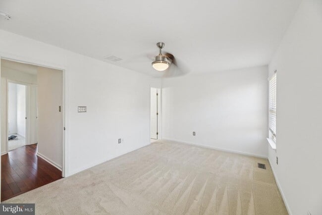 Building Photo - 6330 James Harris Way