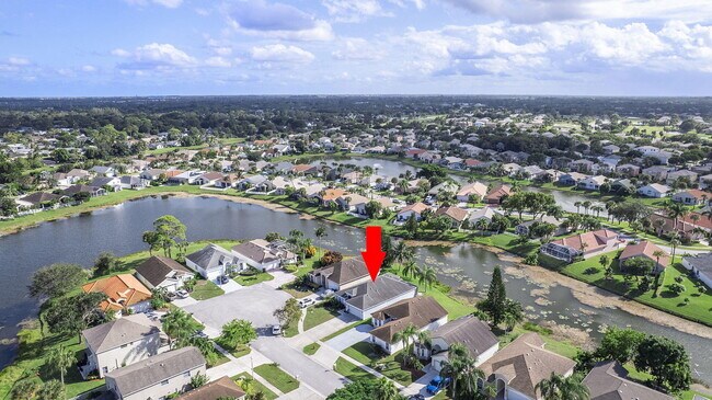 Building Photo - 107 Meadowlands Dr