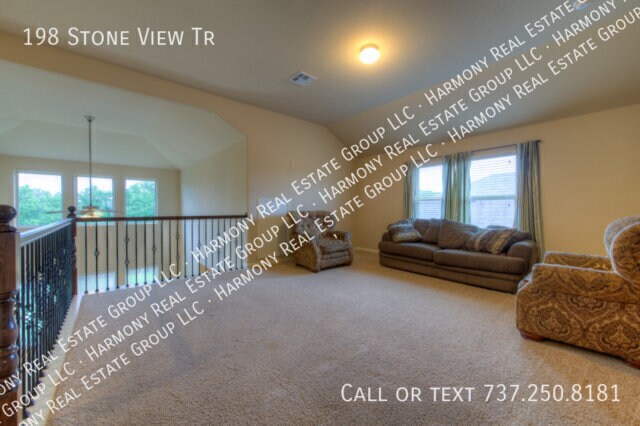 Building Photo - 198 Stone View Trail