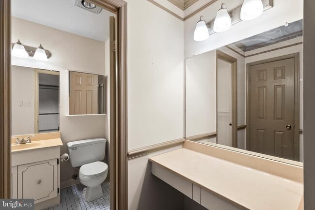 Building Photo - 9518 Hunt Square Ct