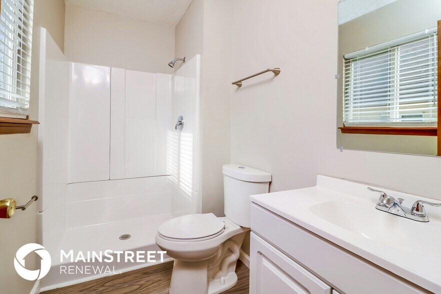 Building Photo - 3039 Plum Creek Dr